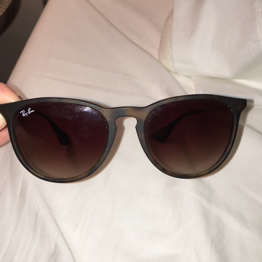 Raybans Erika tortoise sunglasses LIKE NEW!!